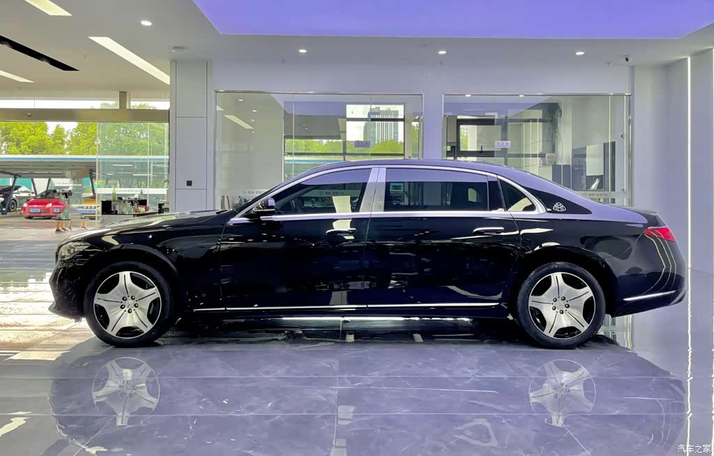 Maybach S-Class, 2025 3