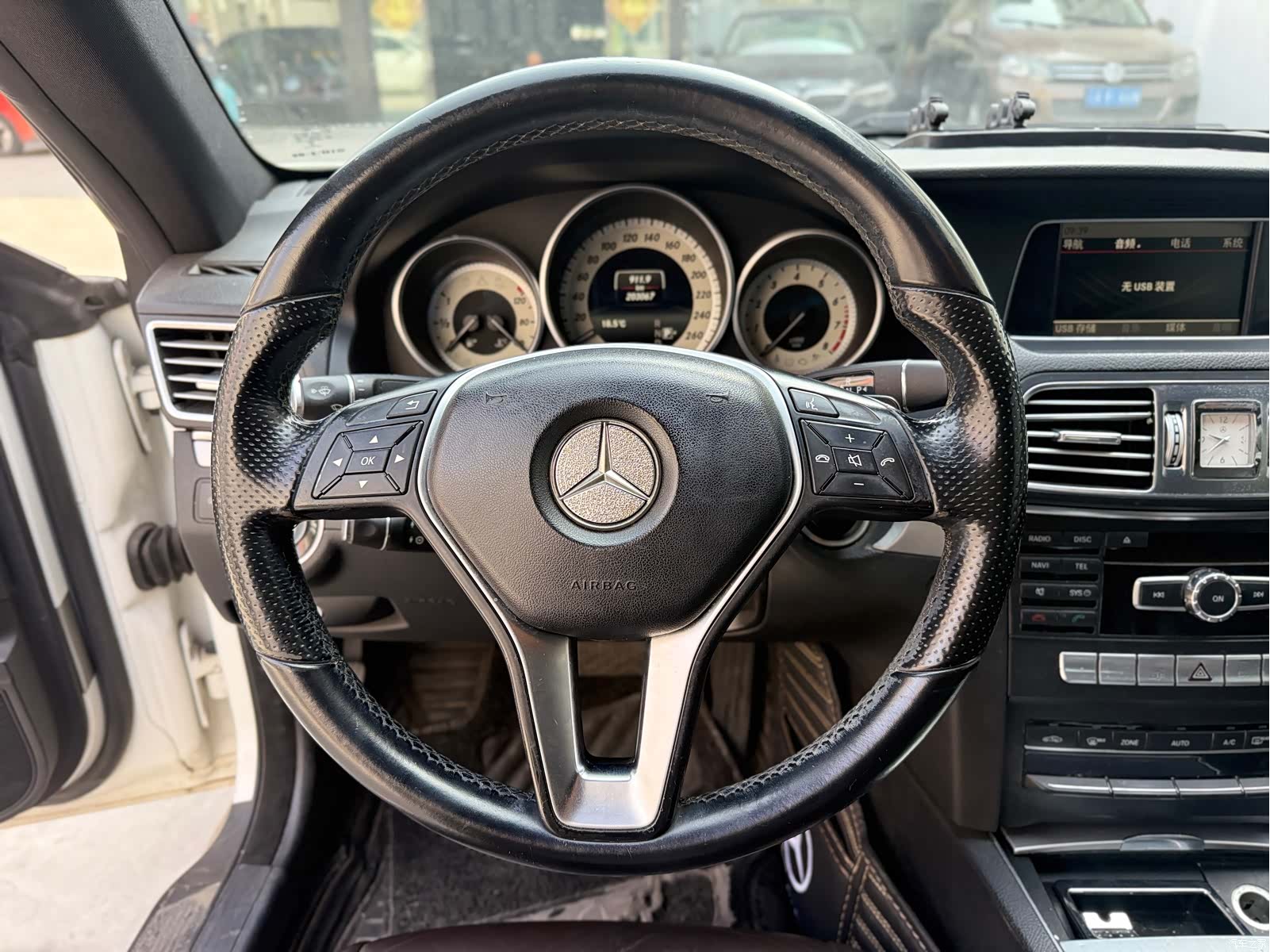 Mercedes-Benz E-Class, 2014 12
