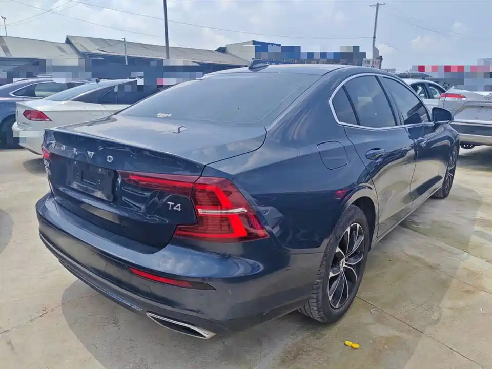 Volvo S60