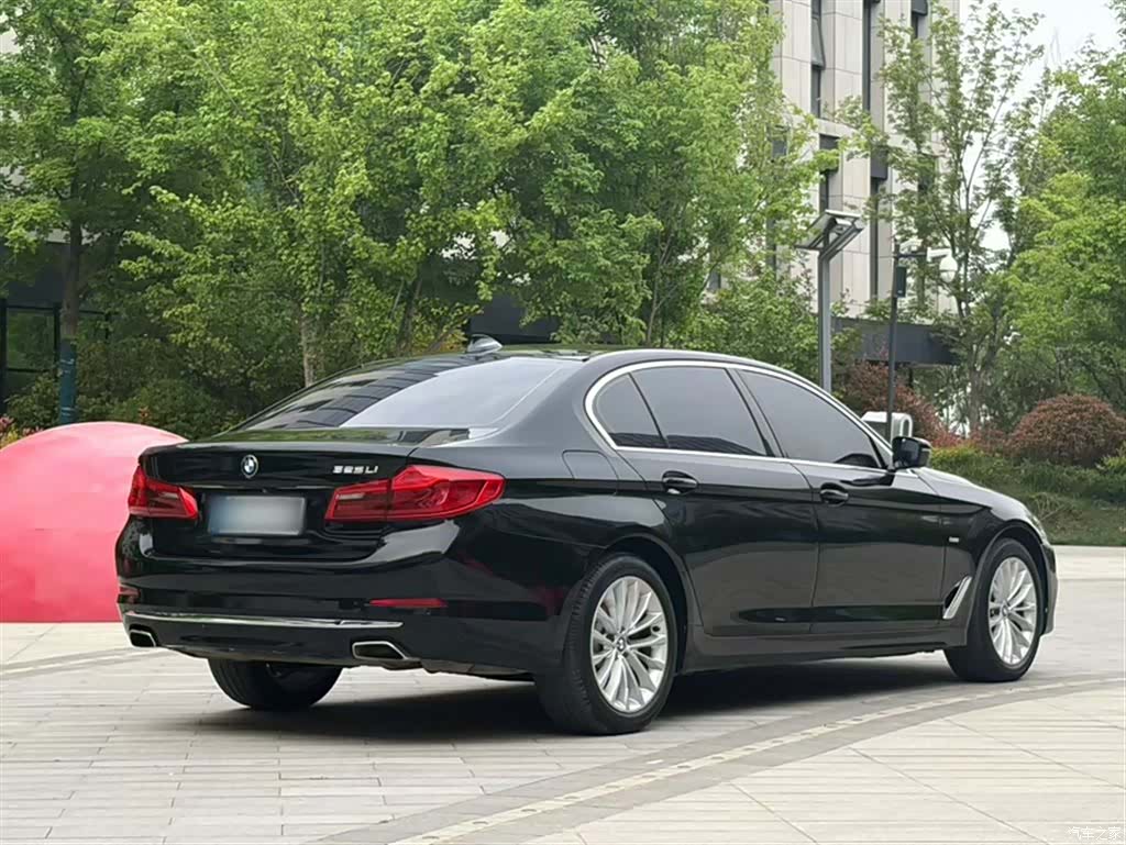 BMW 5 Series, 2018 7