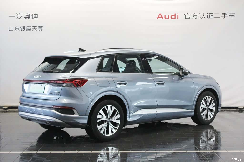 Audi Q4 e-tron, 2025 все фото