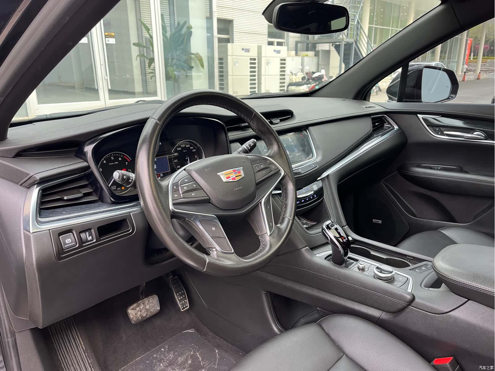 Cadillac XT5, 2021 все фото