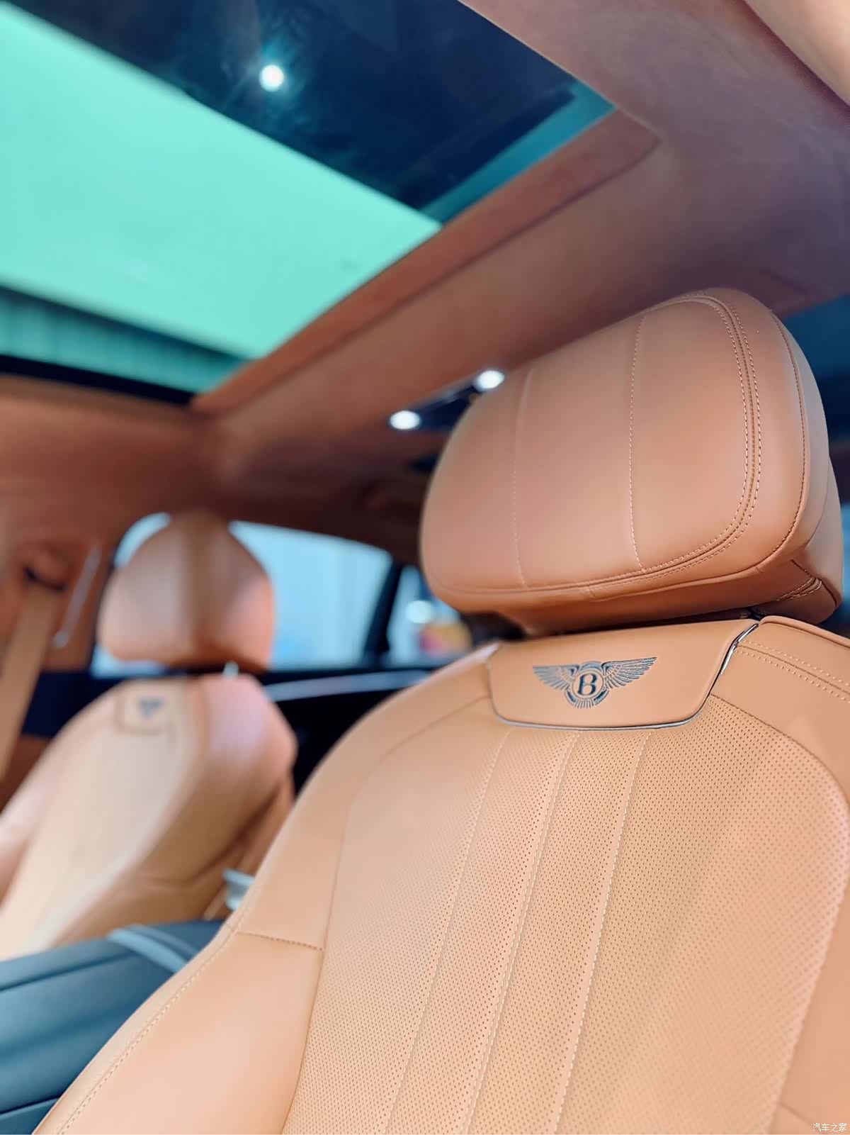 Bentley Flying Spur, 2024 18