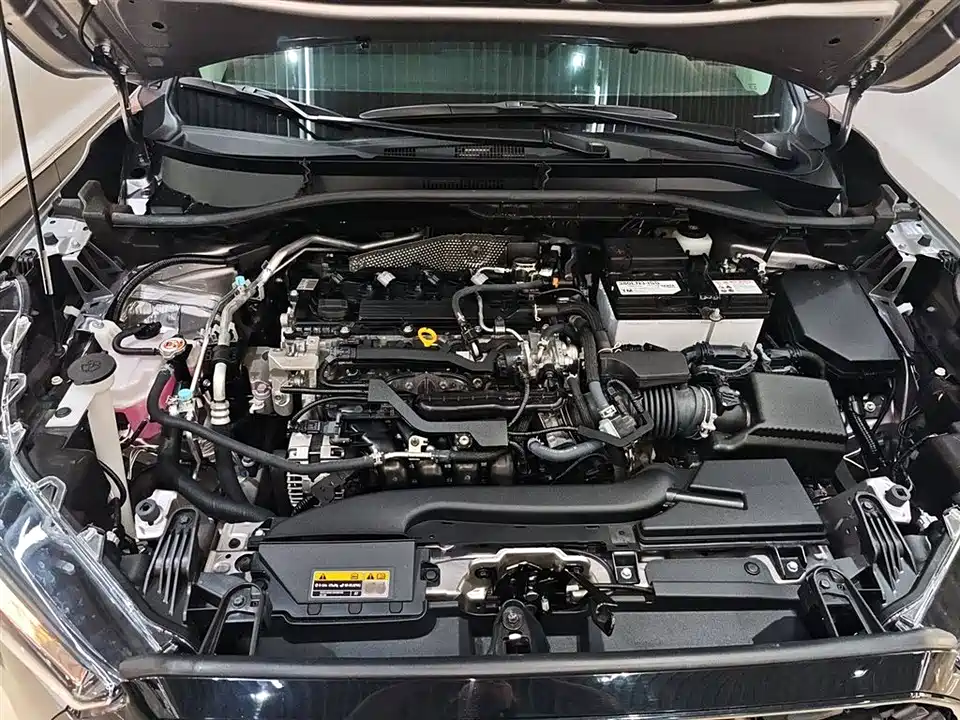 Toyota Corolla Sharp amplifier