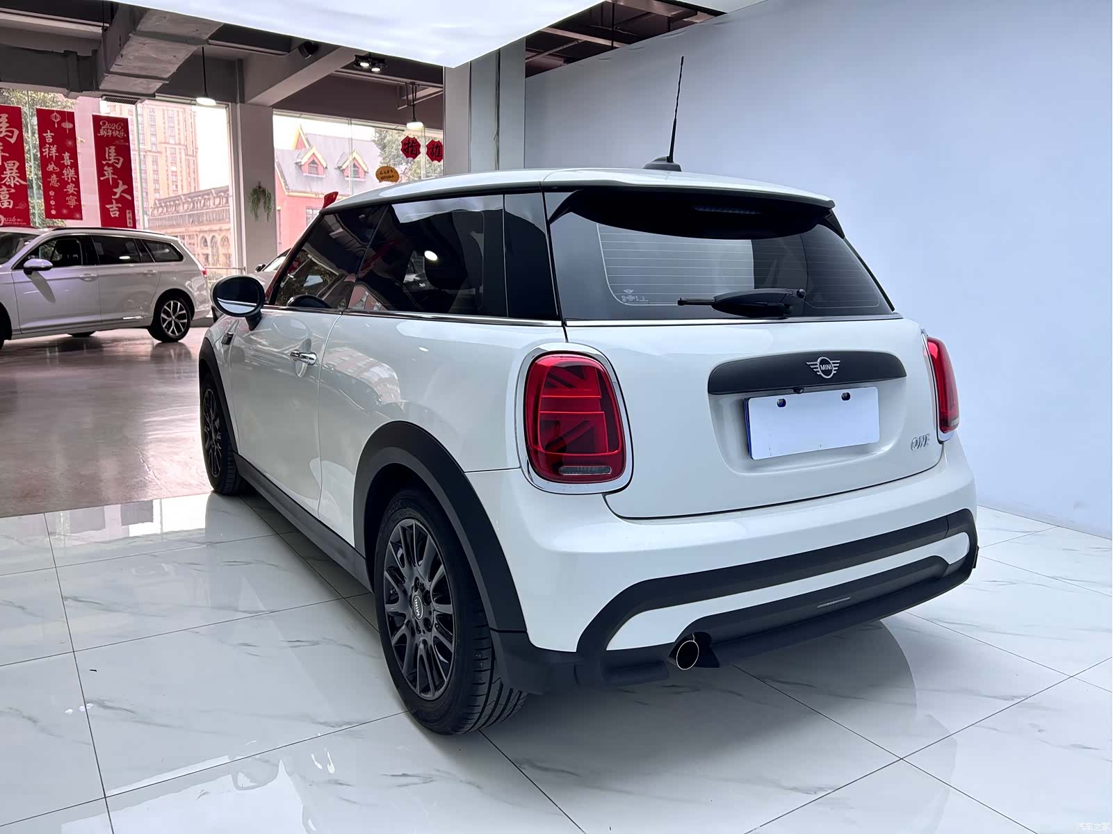Mini ONE, 2024 все фото