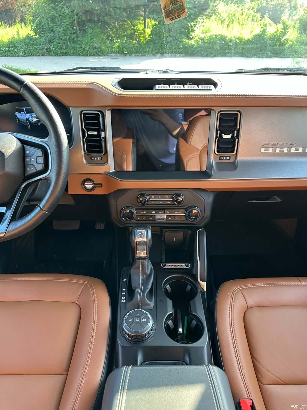 Ford Bronco, 2024 21