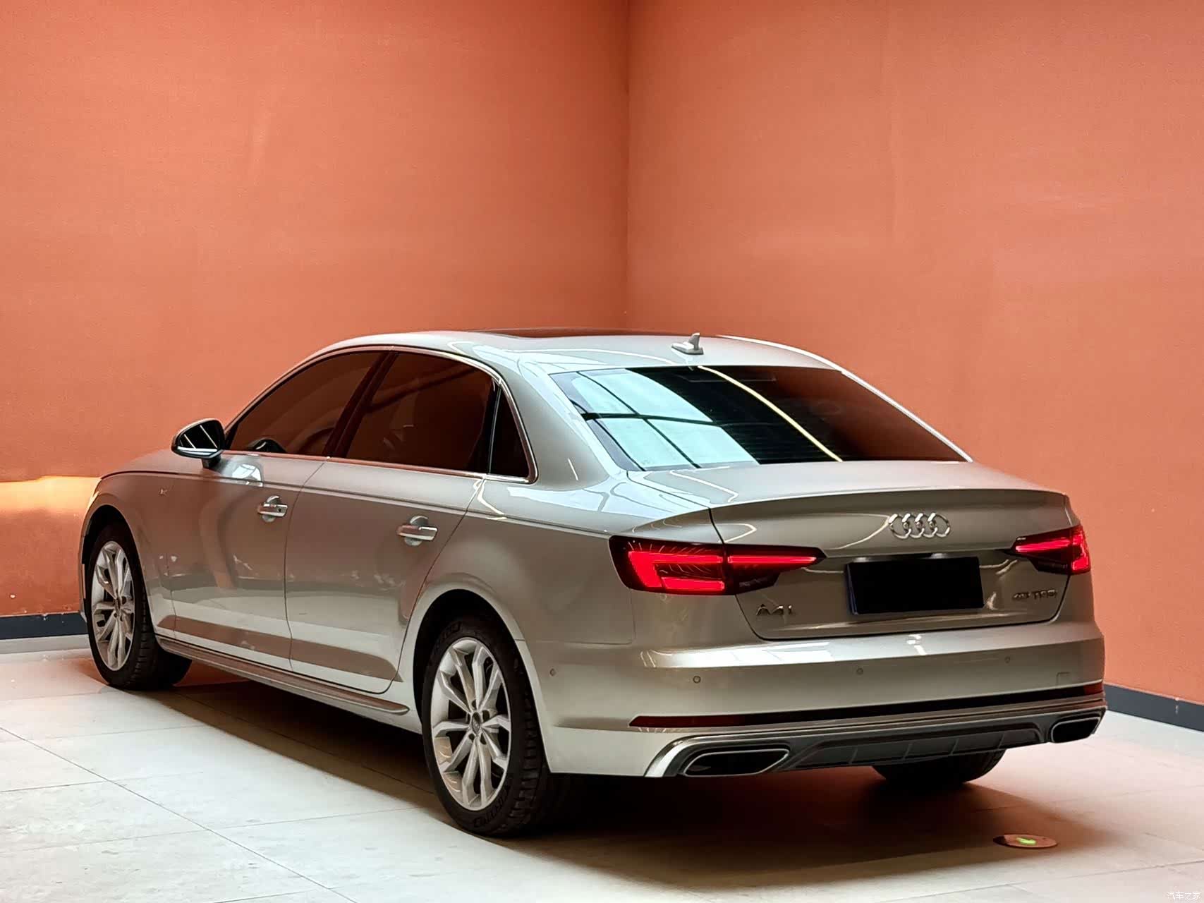 Audi A4L, 2020 13