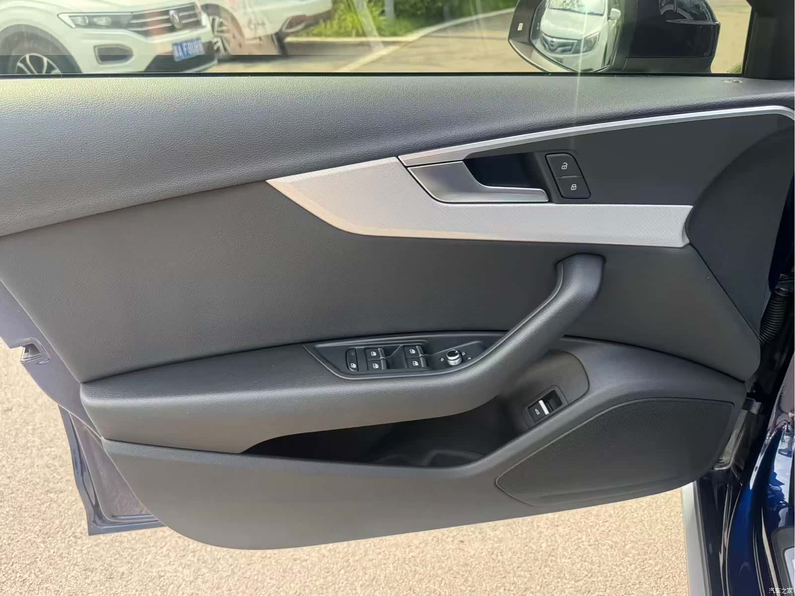 Audi A4, 2019 14