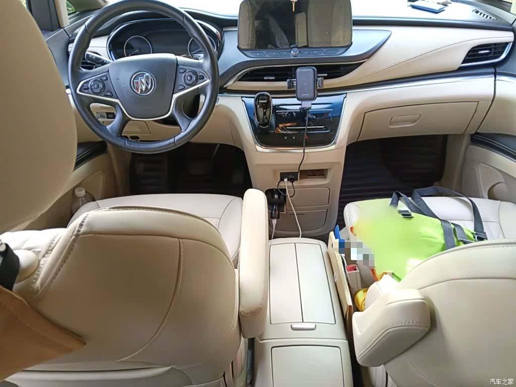Buick GL8, 2023 13