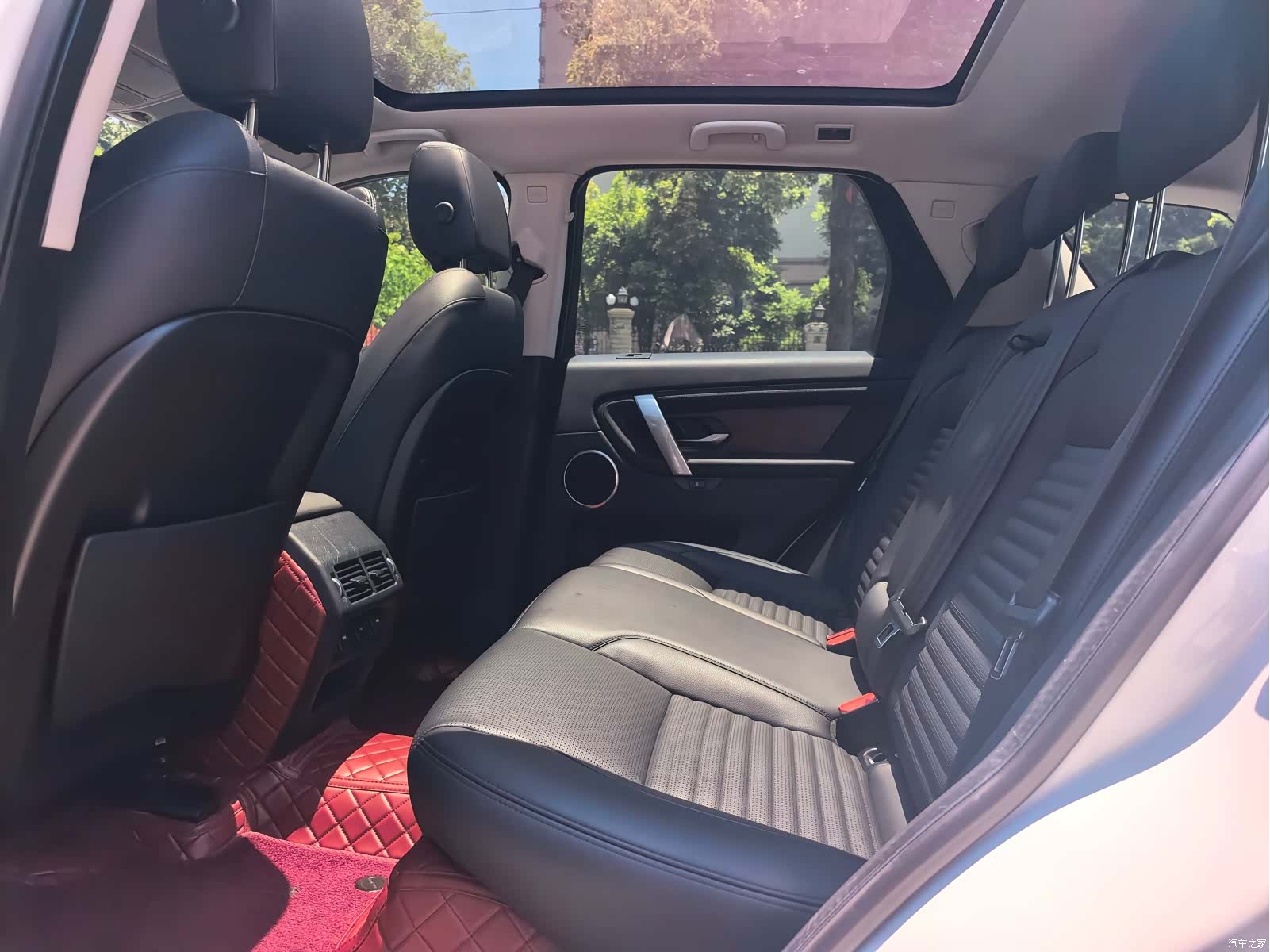 Land Rover Discovery, 2021 все фото