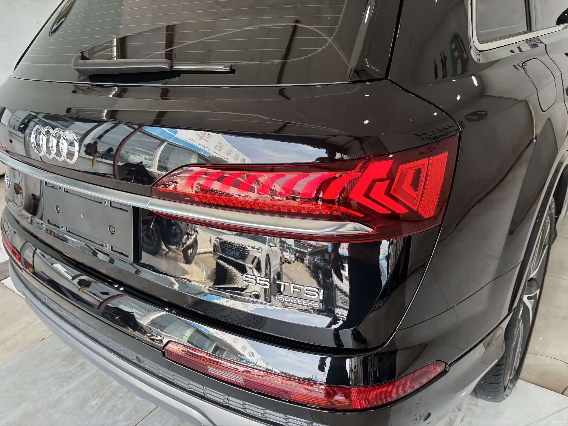 Audi Q7, 2023 9