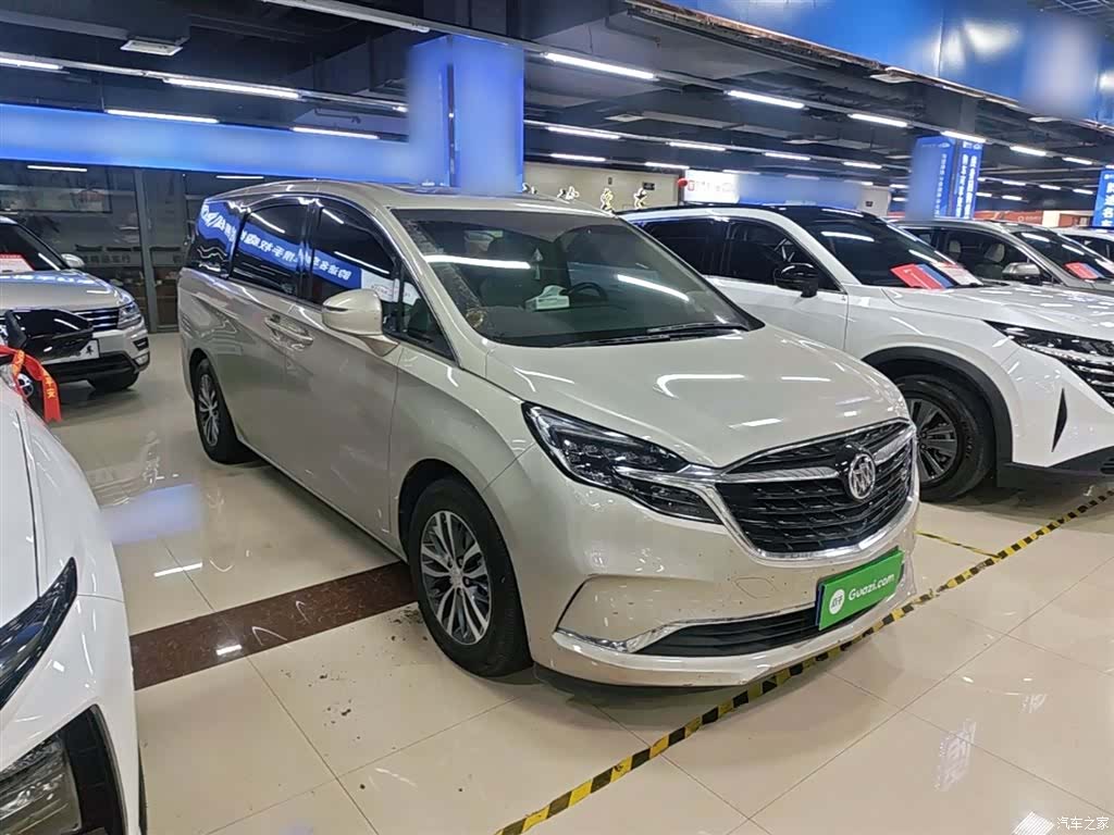Buick GL8, 2021 4