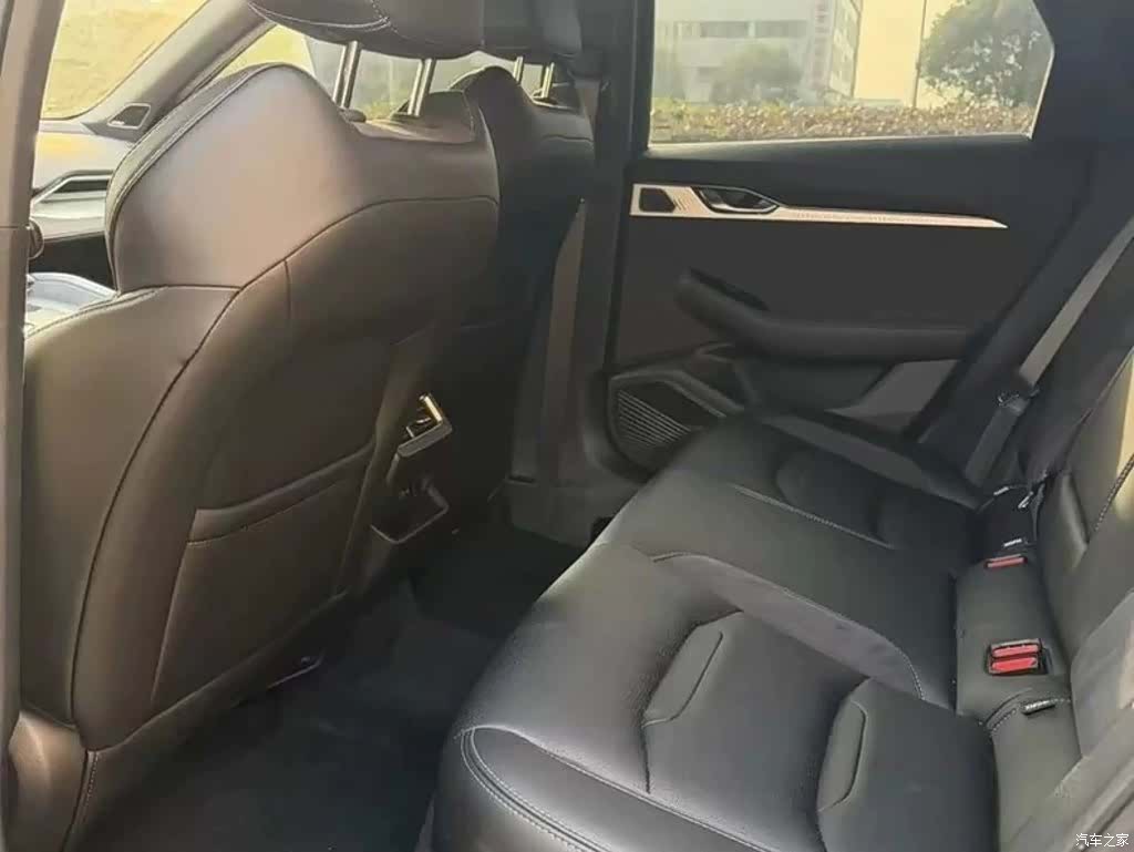 Geely Preface, 2022 4