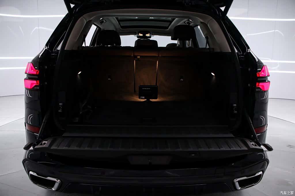 BMW X5, 2024 15