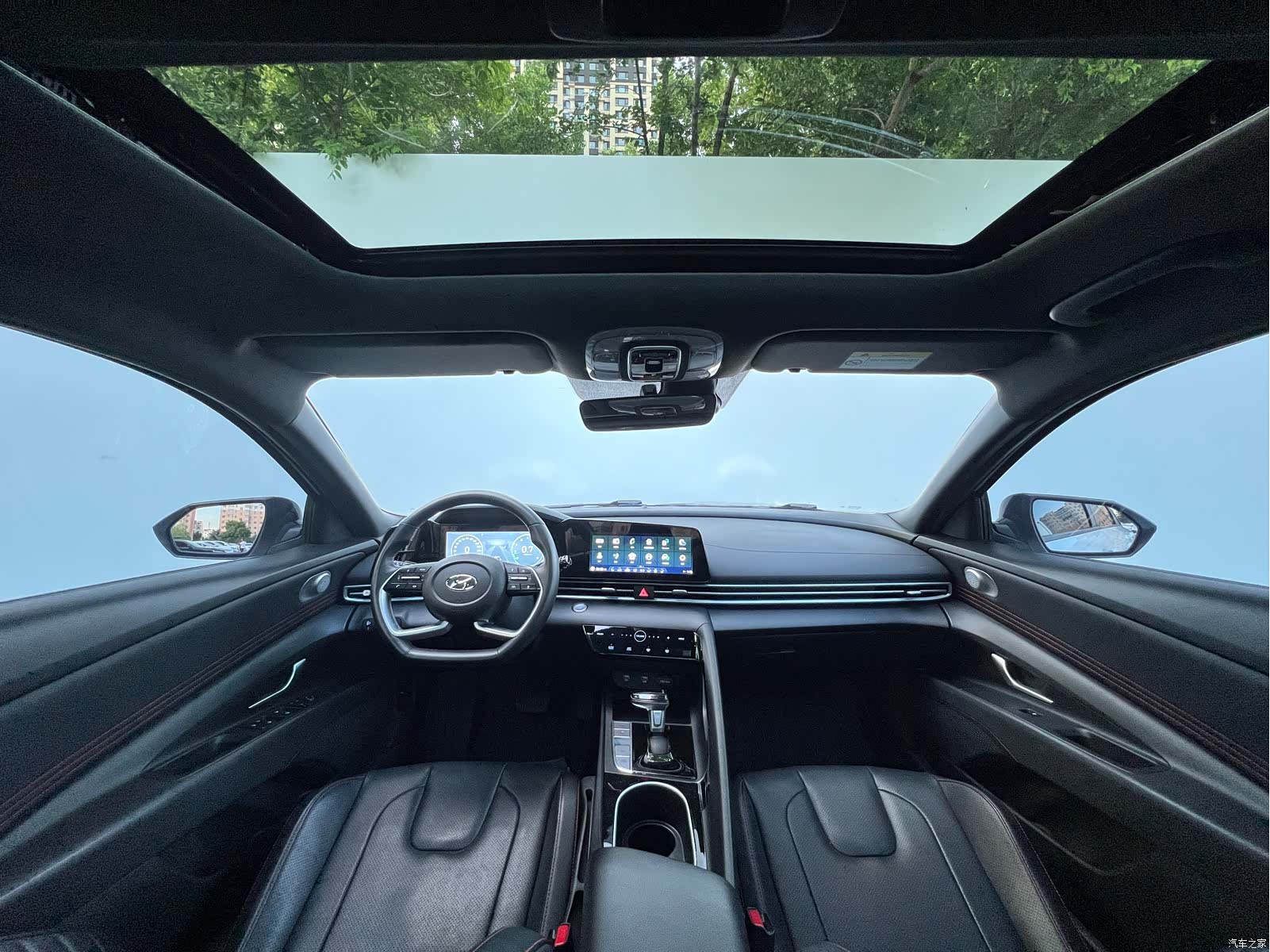 Hyundai Elantra, 2022 23