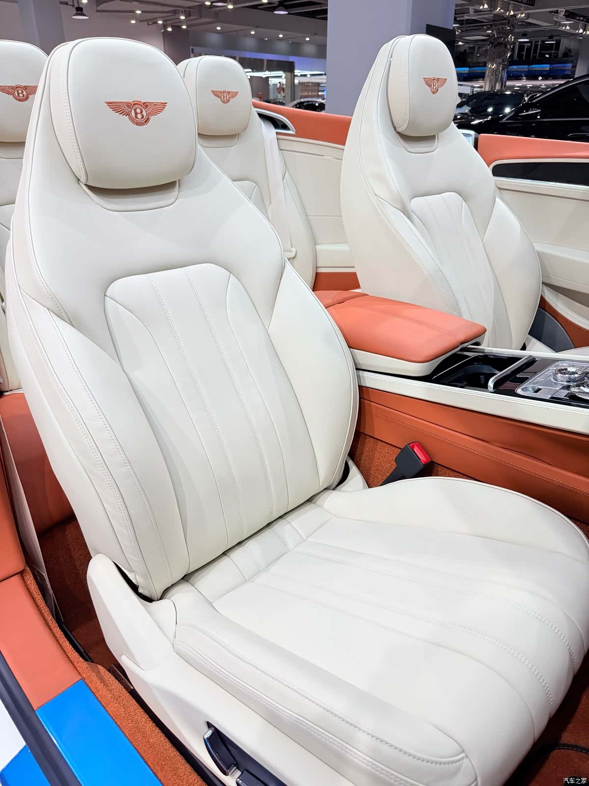 Bentley Continental GT, 2021 10