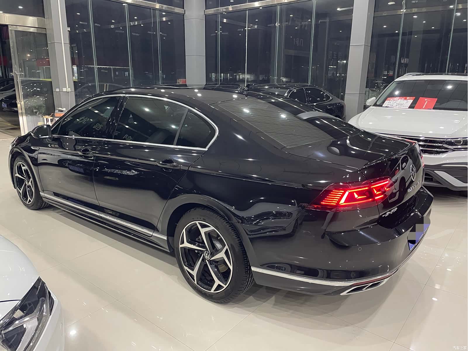 Volkswagen Magotan, 2023 16