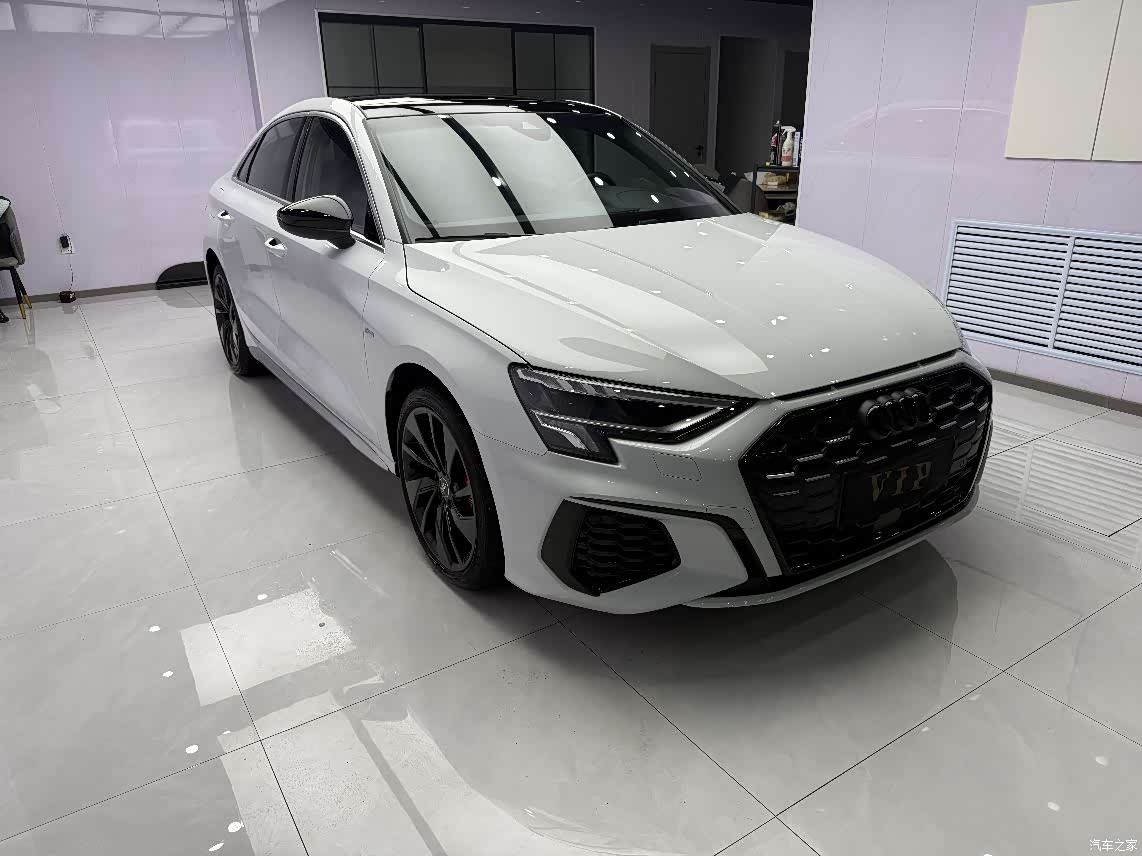 Audi A3, 2022 все фото