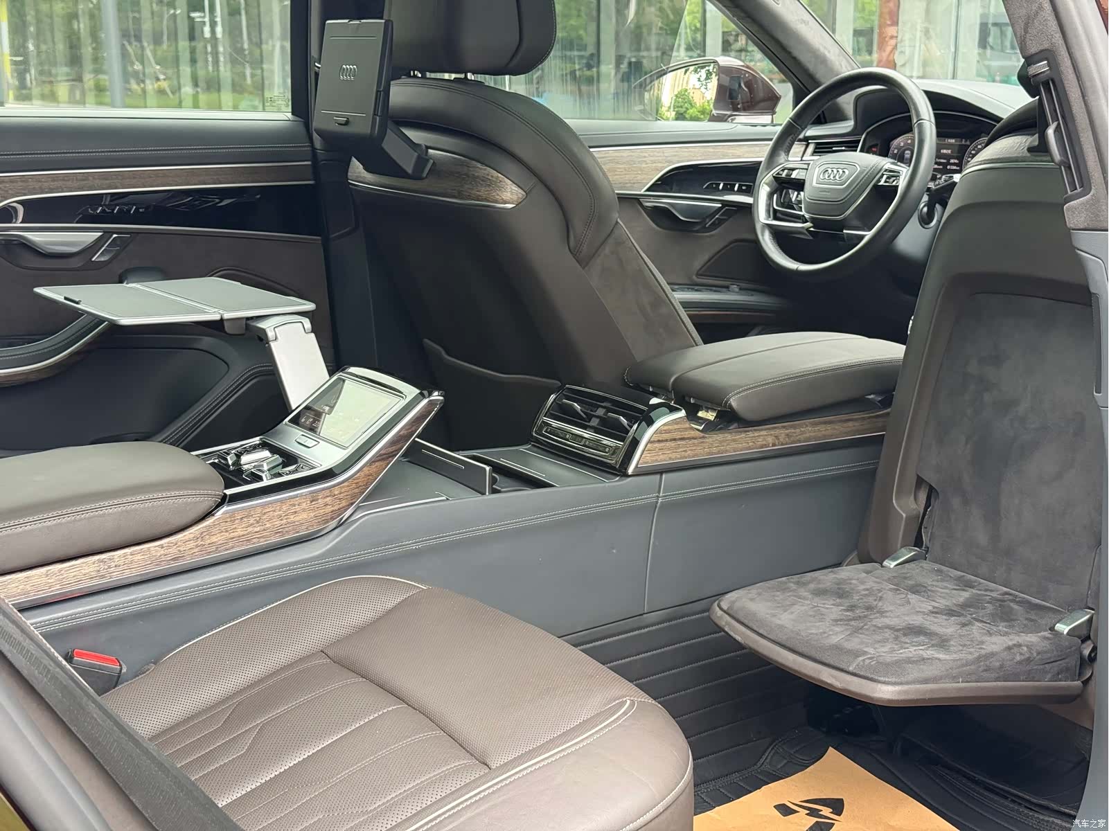 Audi A8L, 2020 14