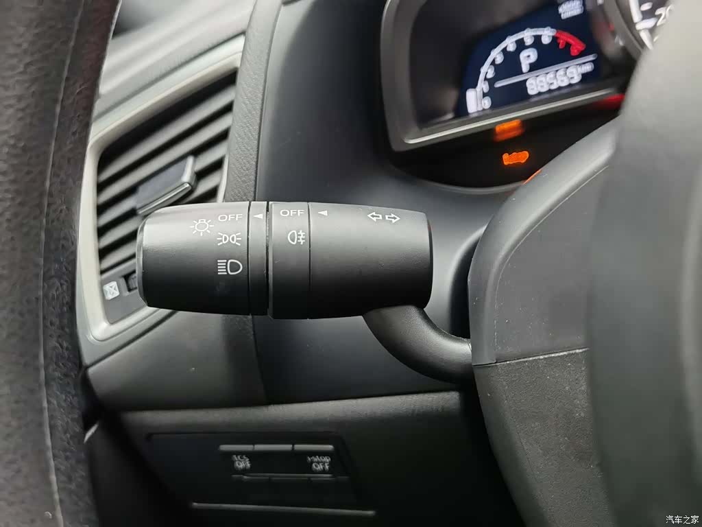 Mazda CX-4, 2019 21
