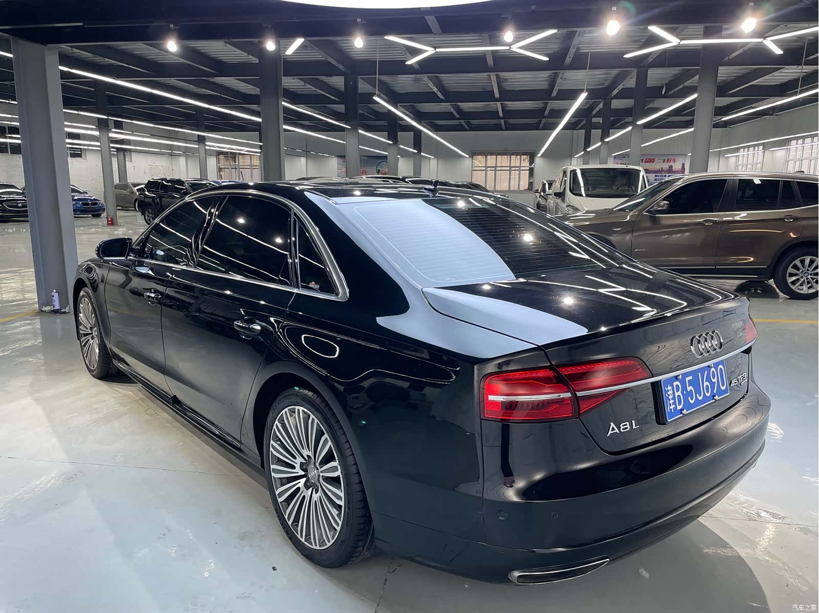 Audi A8L, 2018 20