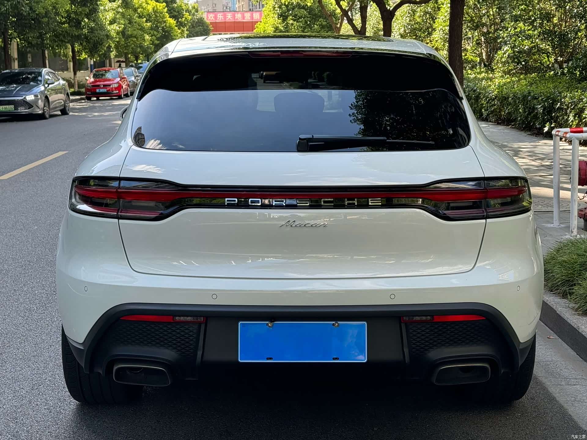 Porsche Macan, 2023 3