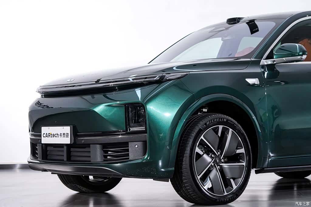 Li Auto L8, 2025 все фото