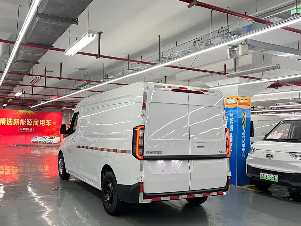 Yuanzheng Super VAN