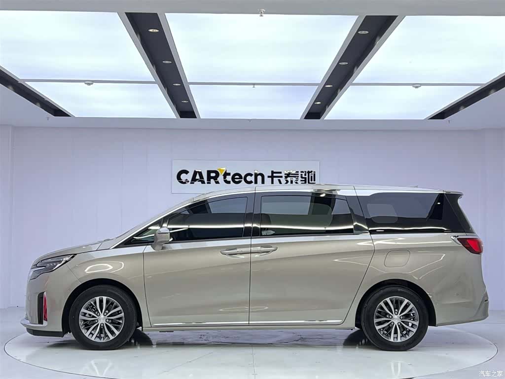 Buick GL8, 2023 2