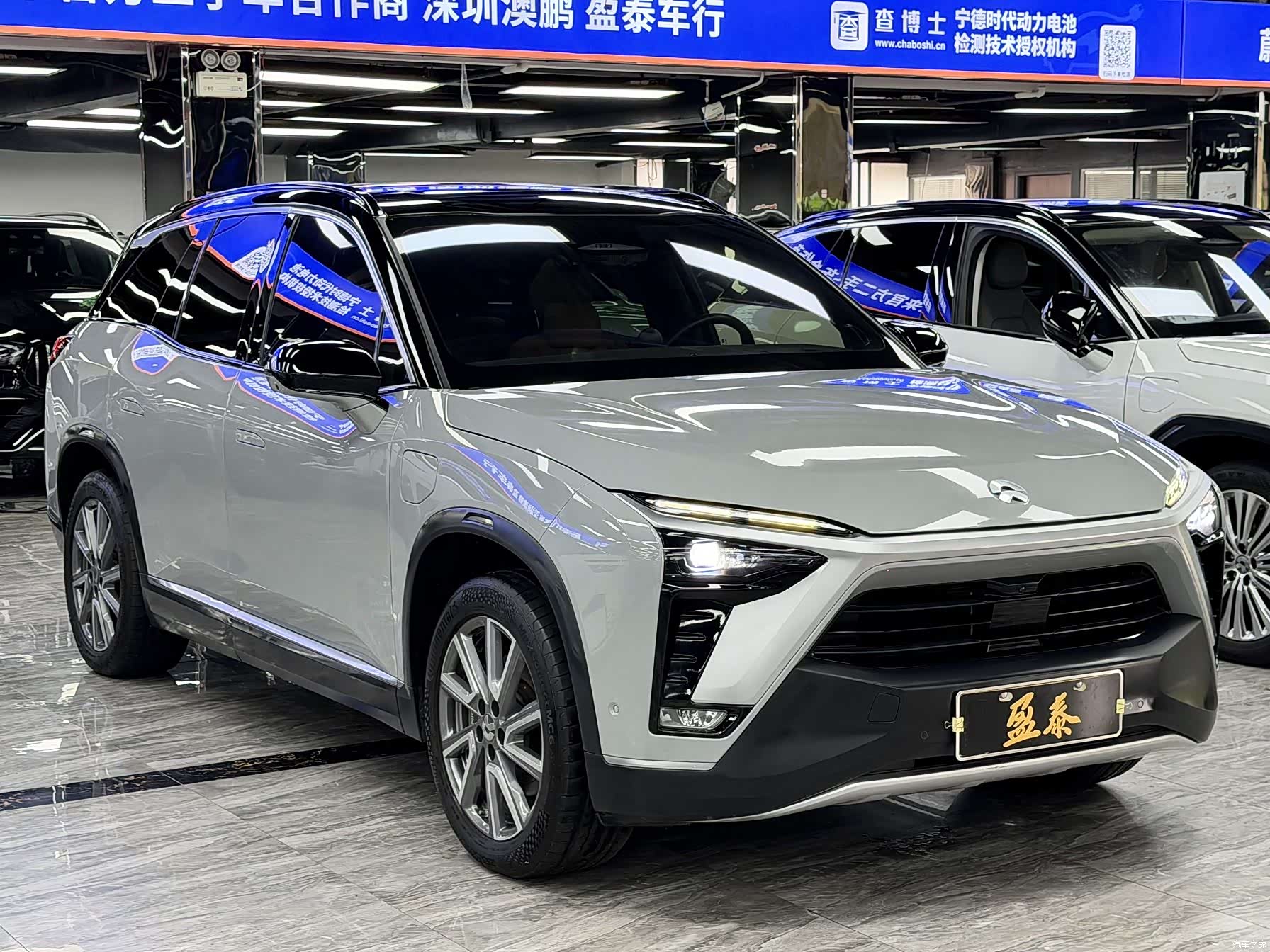 NIO ES8, 2022 4