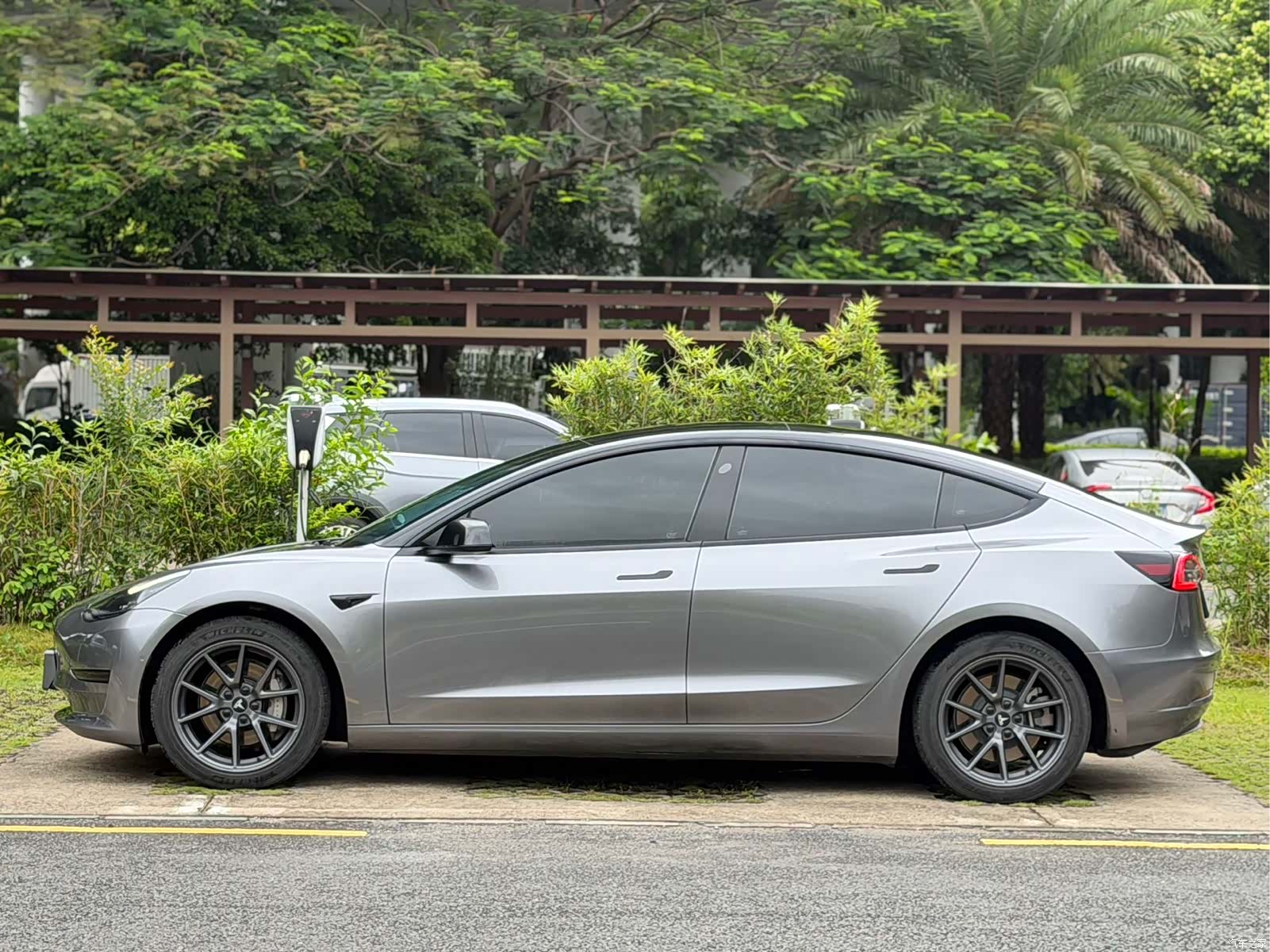 Tesla Model 3, 2023 9