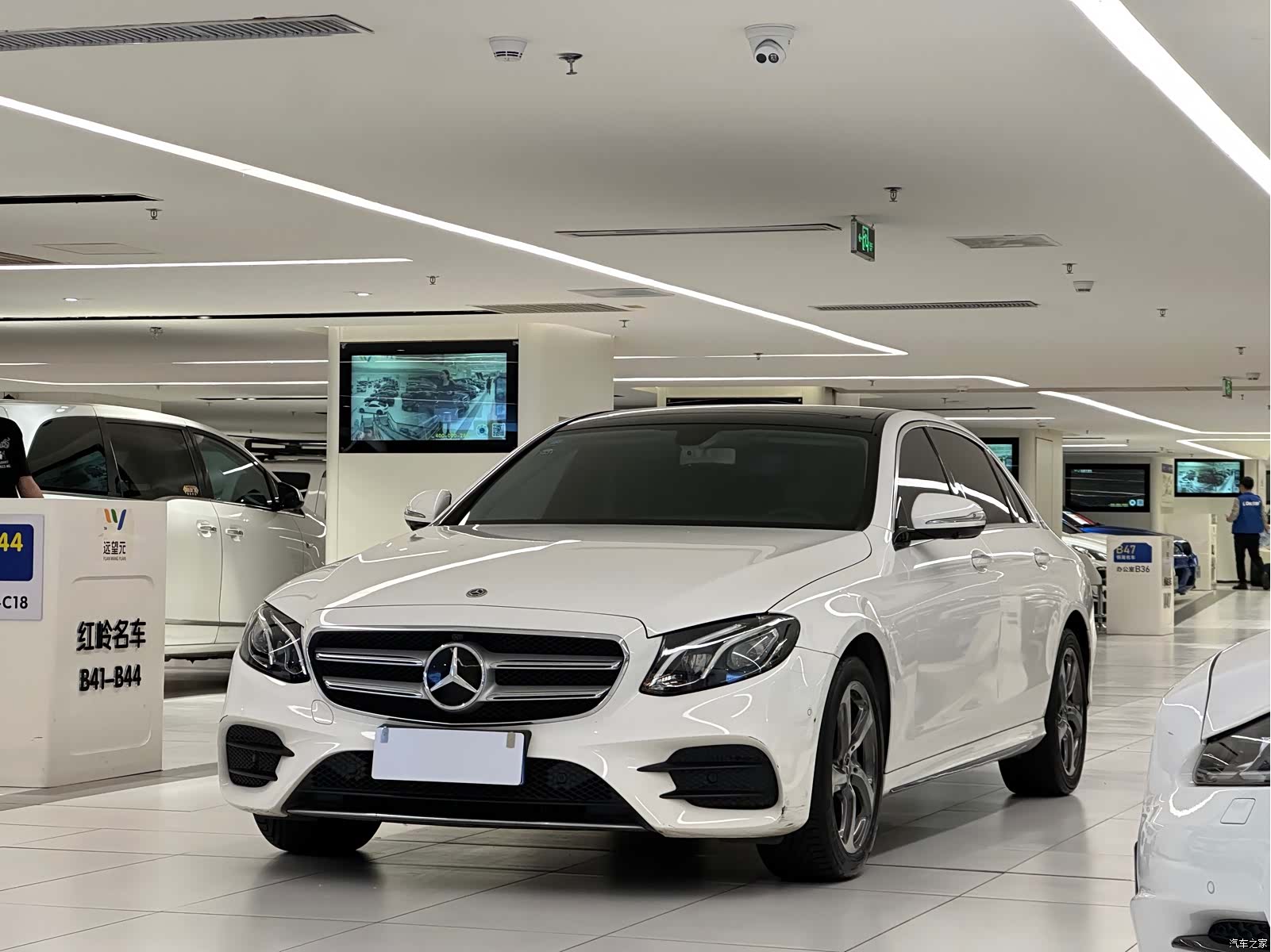 Mercedes-Benz E-Class, 2019 1