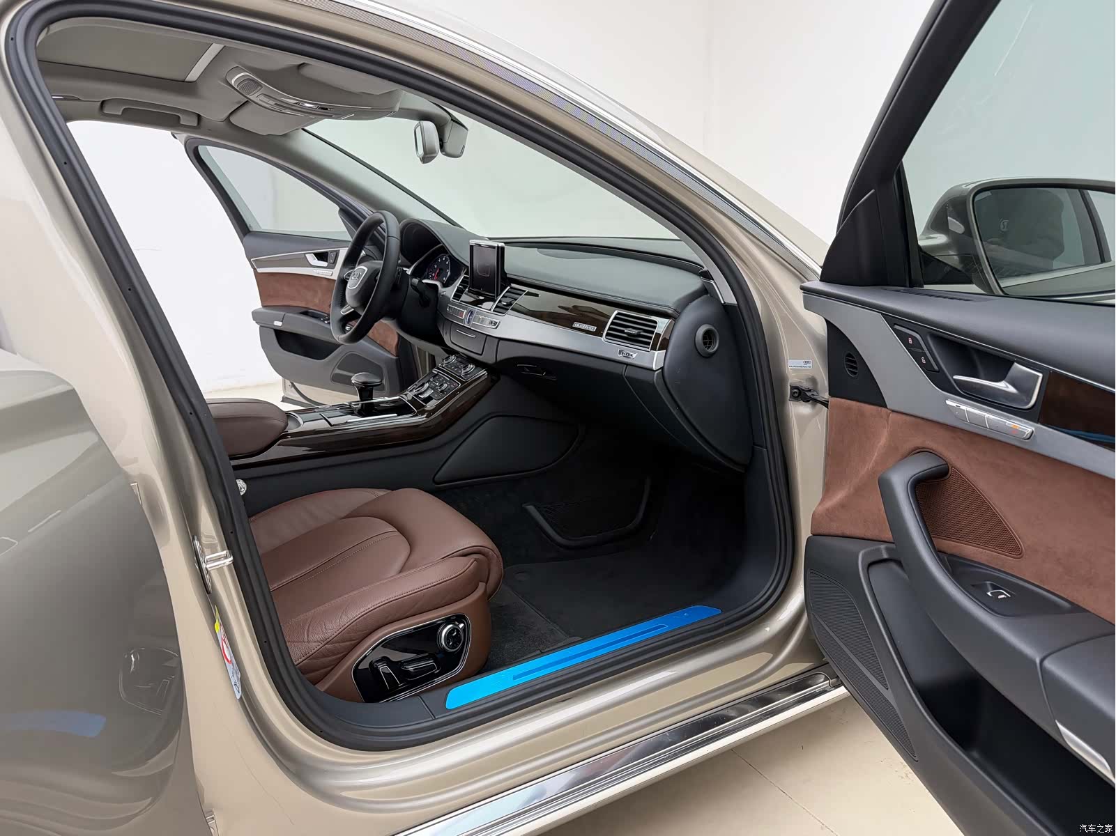 Audi A8L, 2015 18
