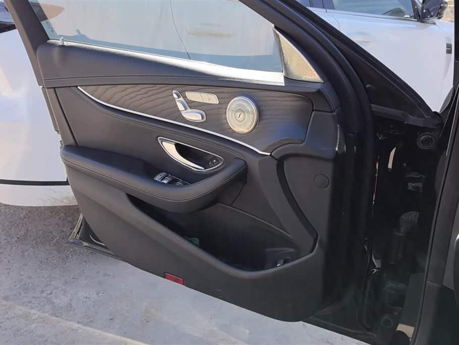 Mercedes-Benz E-class Mercedes-Benz E-class