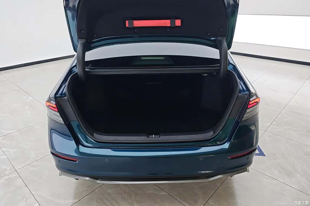 Honda Accord, 2023 4