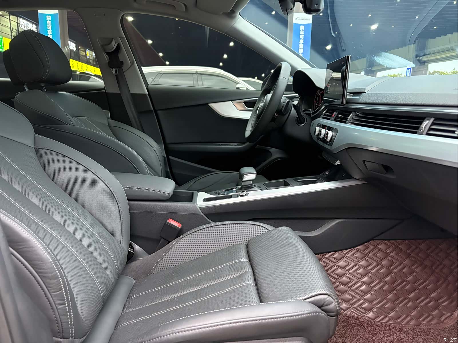 Audi A4L, 2021 12
