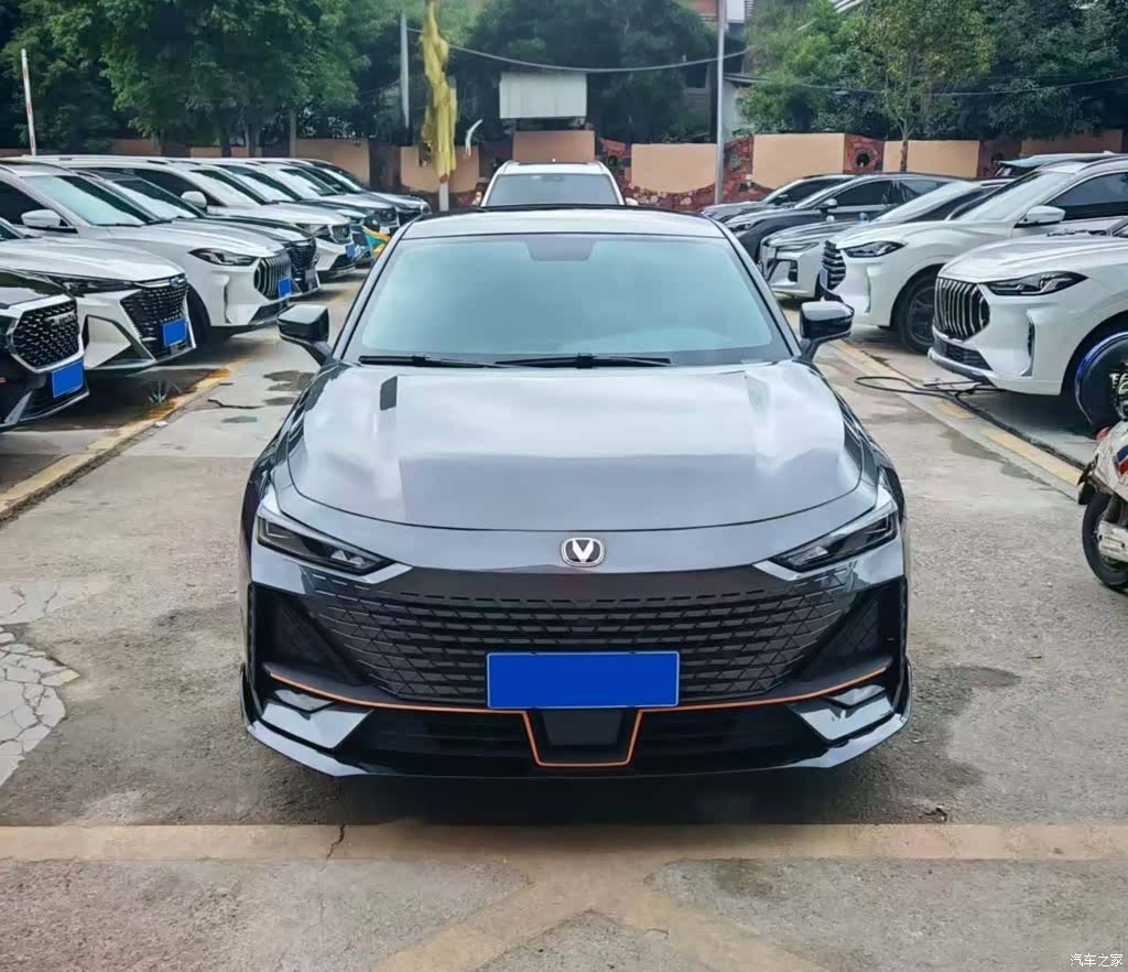 Changan UNI-V, 2022 2