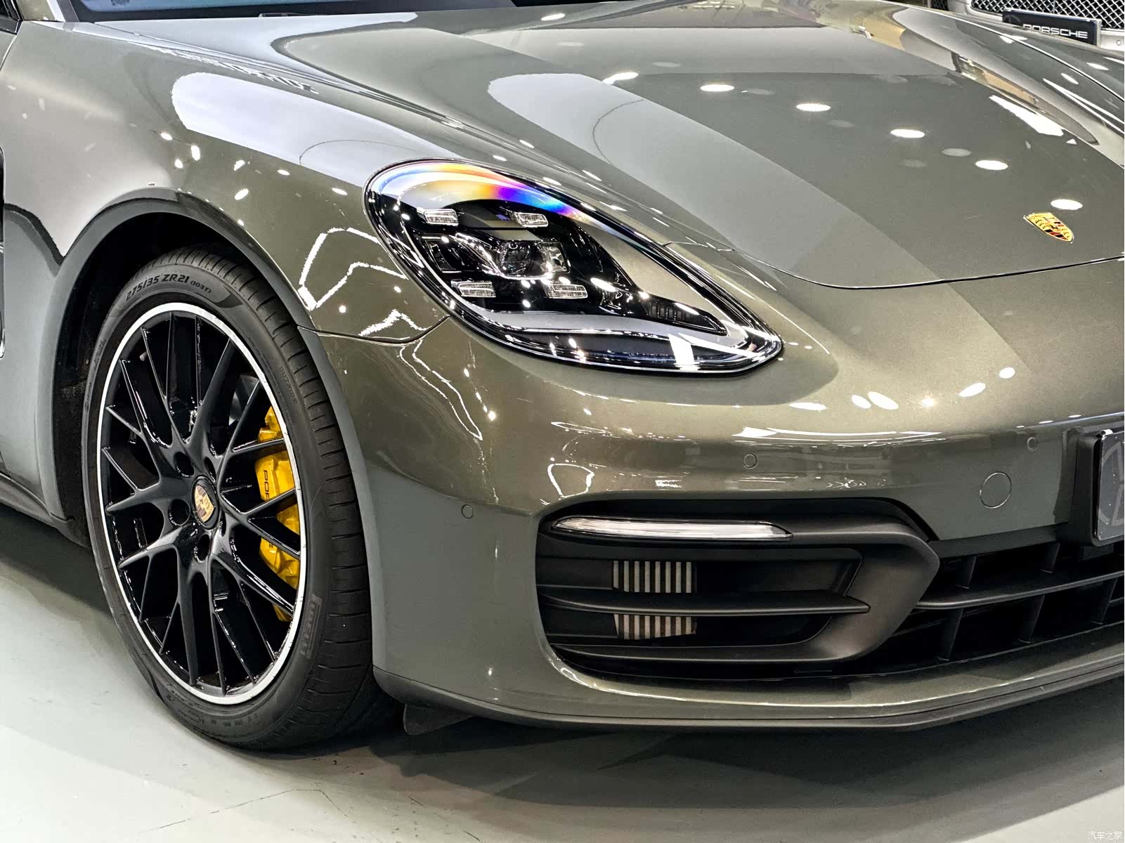 Porsche Panamera, 2023 11