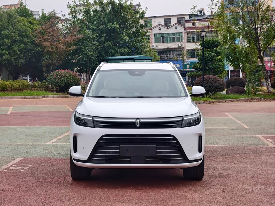 AITO Ask the world M7