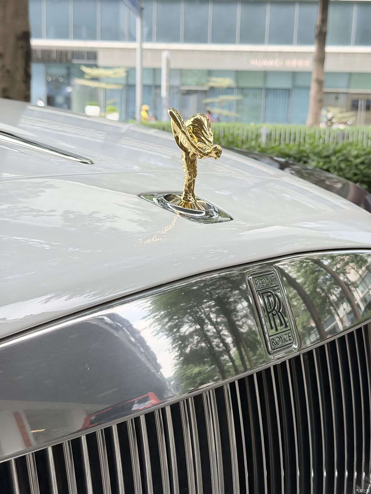 Rolls-Royce Wraith, 2019 13