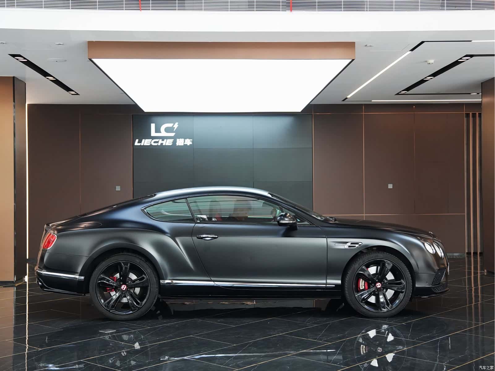 Bentley Continental GT, 2017 3