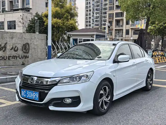 Honda Accord 2018 — купить из Китая под заказ