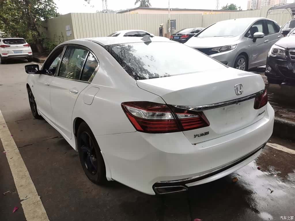 Honda Accord, 2016 23