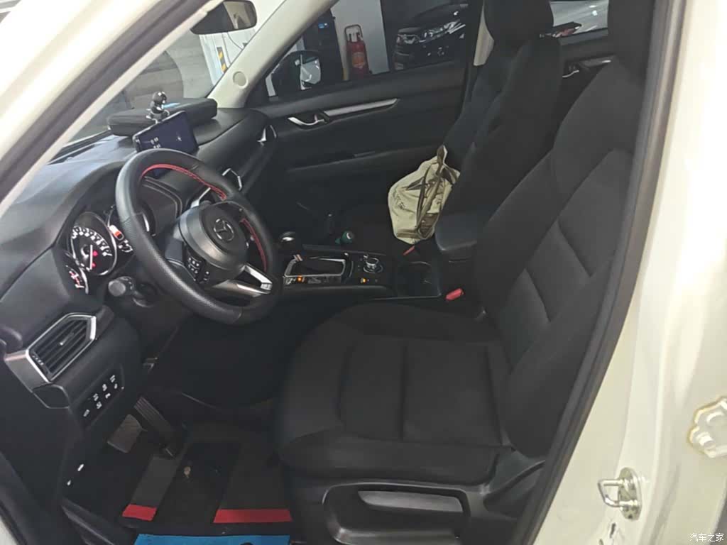 Mazda CX-5, 2025 15