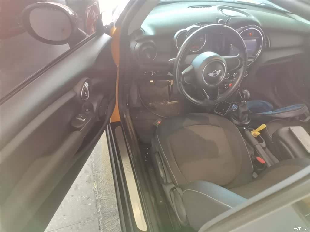 Mini ONE, 2014 12
