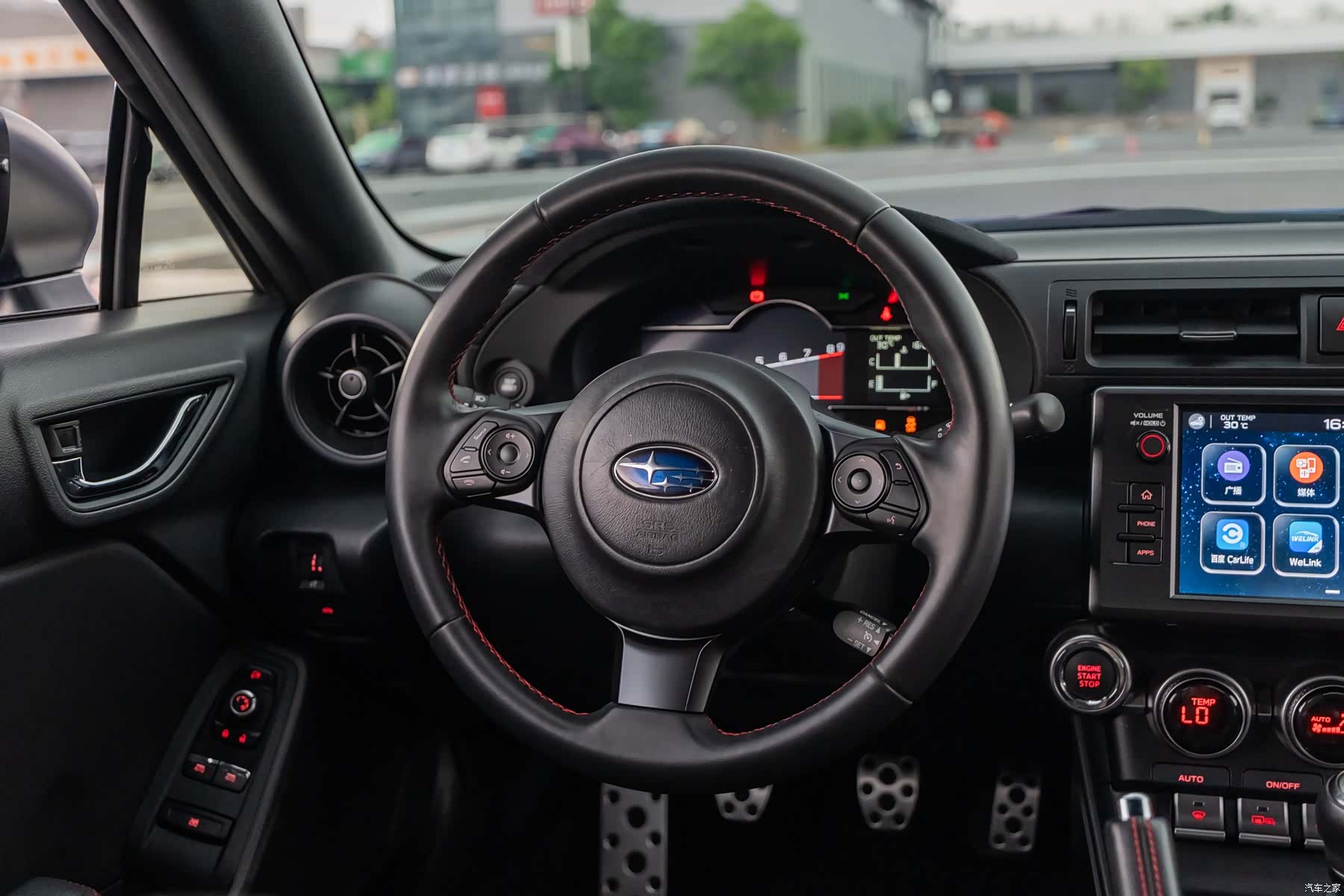 Subaru BRZ, 2022 все фото