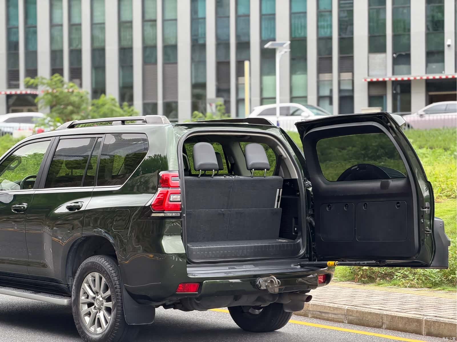 Toyota Prado, 2019 15