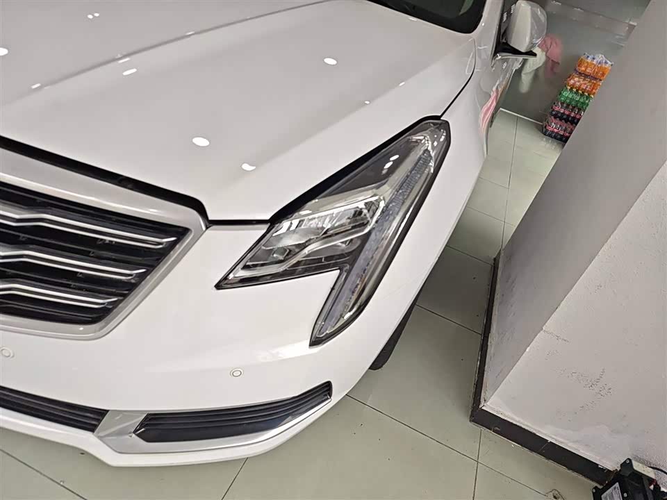 Cadillac XTS