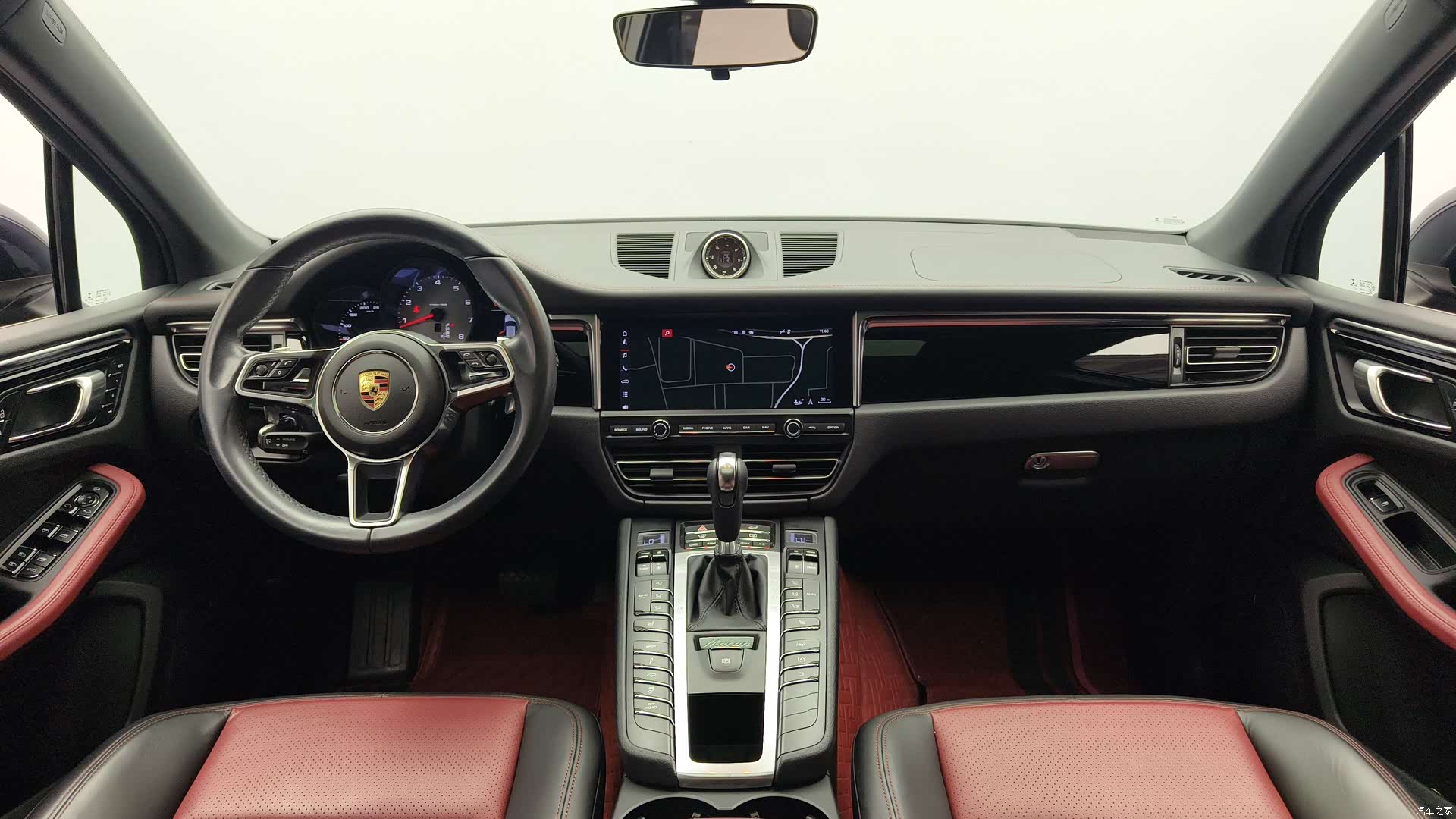 Porsche Macan, 2021 9