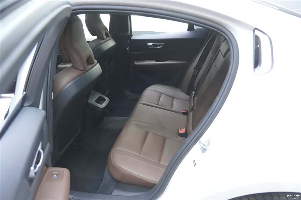 Volvo S60, 2021 17